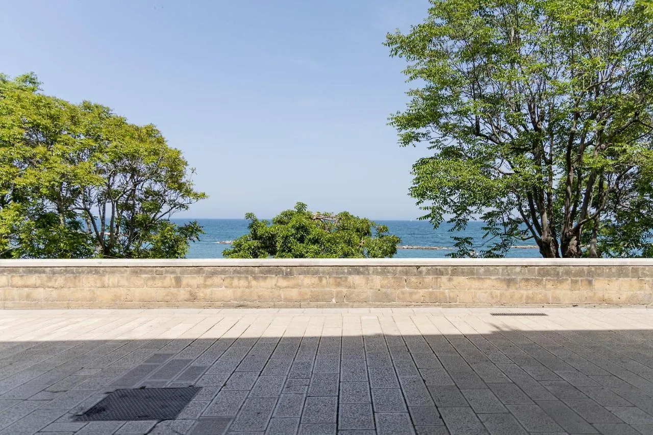公寓 La Finestra Sul Mare Nel Cuore Di 巴里